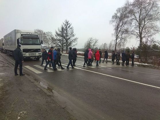 Протесты на границе с Польшей завершились, движение транспорта восстановлено