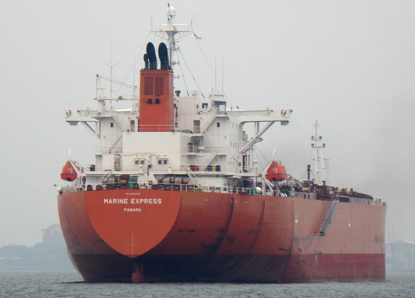 У берегов Африки пропал танкер с топливом