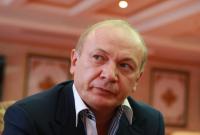 Аваков заявил, что не собирается выполнять решение суда о снятии с розыска Юрия Иванющенко