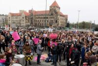 В Польше прошли массовые протесты против полного запрета абортов