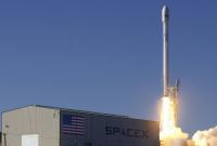 Ракета Falcon 9 впервые успешно приземлилась на плавучую платформу (видео)