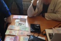 Харьковский врач требовал более 11 тыс. грн за госпитализацию