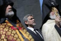 Джордж Клуни возглавил шествие к мемориалу жертвам резни армян