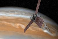 NASA вывело зонд Juno на орбиту Юпитера (видео)