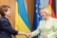 Министр образования и исследований Германии призвала немецких ученых к сотрудничеству с Украиной