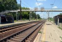 Пенсионер погиб под поездом в Донецкой области