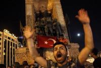 Суд в Турции арестовал более 50 высокопоставленных офицеров