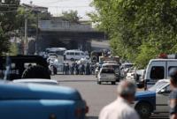 Захват здания полиции в Ереване: двое человек освобождены в ходе спецоперации
