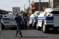 В Ереване отпустили еще 2 заложников из захваченного здания полиции