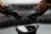 Цена нефти Brent впервые с мая опустилась ниже 44 долларов за баррель