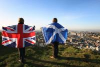 Большинство шотландцев хотят остаться в составе Великобритании - опрос