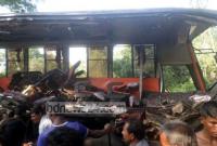 В Бангладеш автобус столкнулся с грузовиком: 10 погибших