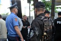 В Одессе активисты устроили беспорядки возле здания консульства РФ