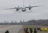 Украинский самолет приземлился во "Внуково-2", операция по обмену Солошенко и Афанасьева начинается - источник
