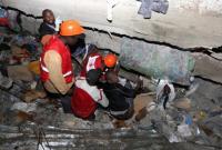 В результате обрушения многоэтажного дома в Кении погибли 17 человек