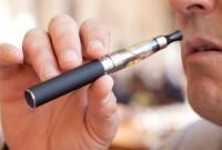 В США запретили продажу электронных сигарет лицам моложе 18 лет