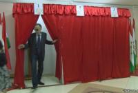 У Таджикистані проходить референдум, який може посилити владу Рахмона