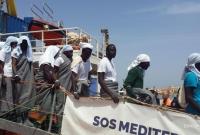 В Средиземном море спасли более 500 мигрантов