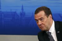 Медведев призвал женщин "не стесняться" при привлечении заграничных инвесторов