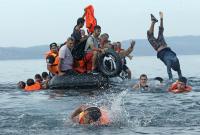 ЕС поручил Греции расселить 37 тысяч мигрантов за неделю