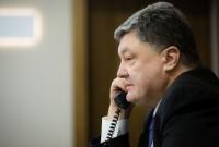 Порошенко обсудил с Байденом приговор российского суда в отношении Савченко
