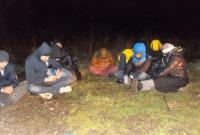 На Закарпатье близ границы задержаны 17 незаконных мигрантов