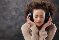 Ученые выяснили, почему песни “застревают” в голове
