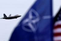 НАТО повысит боеготовность сотен тысяч военных для сдерживания России