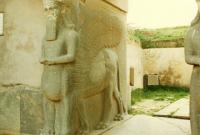Военные в Ираке начали зачистку руин древнего города Нимруд