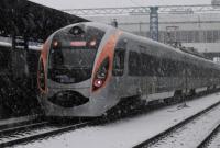 Украинцы уже раскупили почти все билеты на новогодние поезда