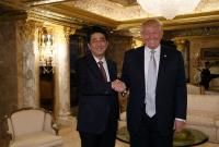 Трамп провел первую личную встречу с действующим иностранным лидером