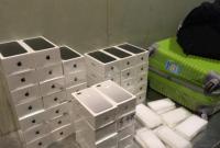 Во Львове изъяли более 400 контрабандных iPhone