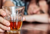В Украине от отравления некачественным алкоголем умерло уже сорок человек