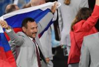 Белорусу, который пронес флаг России на Паралимпиаде 2016 подарят квартиру