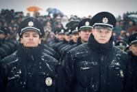 Япония подарила украинским полицейским 9,5 тыс. комплектов зимней формы