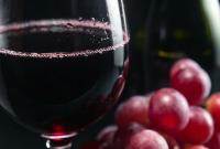 Красное вино защитит от кариеса