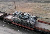 Эшелоны с танками и боеприпасами прибыли из России в Иловайск