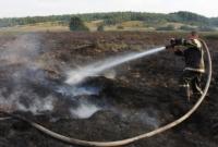 Торф и сухая трава горели в Винницкой области