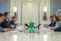 П.Порошенко: в первом полугодии объем швейцарских инвестиций в Украину вырос на 8,3%
