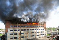 Пожар на фабрике в столице Бангладеш: погибли 15 человек