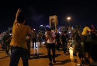 Турции происходят столкновения из-за отстранения мэров