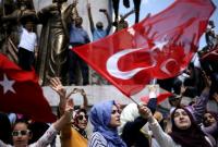Около 30 тыс. учителей уволили в Турции за связи с террористами