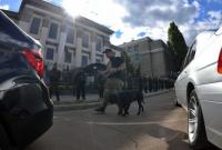 Полиция открыла два дела из-за столкновений под посольством РФ в Киеве
