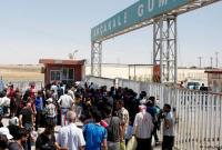 30 тысяч сирийских беженцев скопились на границе с Турцией