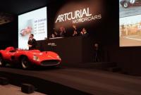 На аукционе в Париже продали один из самых дорогих автомобилей в истории