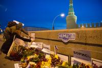 Власти Москвы снова снесли народный мемориал Немцову