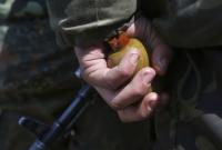 Разведка: в зоне АТО российский офицер подорвал себя гранатой