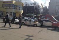 В Запорожье вооруженная группа ограбила ювелирный магазин