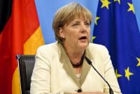 Меркель обещает рассмотреть упрощение процедуры депортации мигрантов
