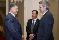 Президент поблагодарил Дж.Пайетт и Ф.Романо за развитие диалога Украины с США и Италией